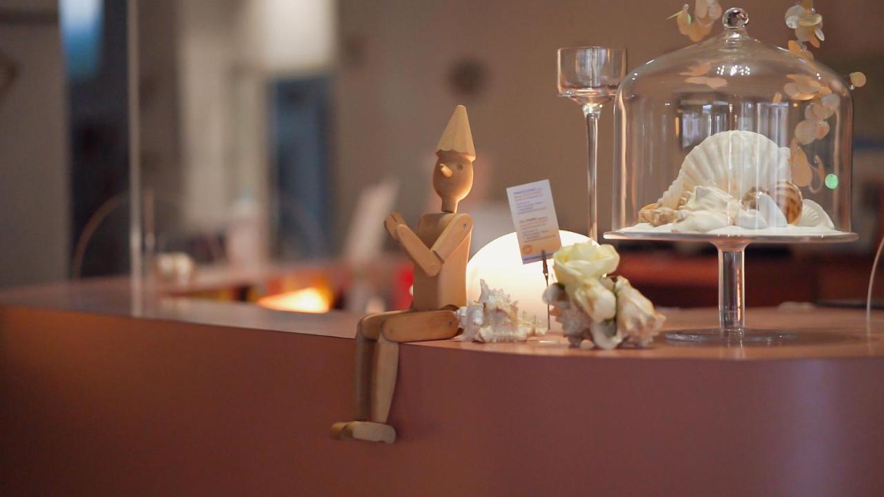 Hotel Pinocchio Cattolica Kültér fotó