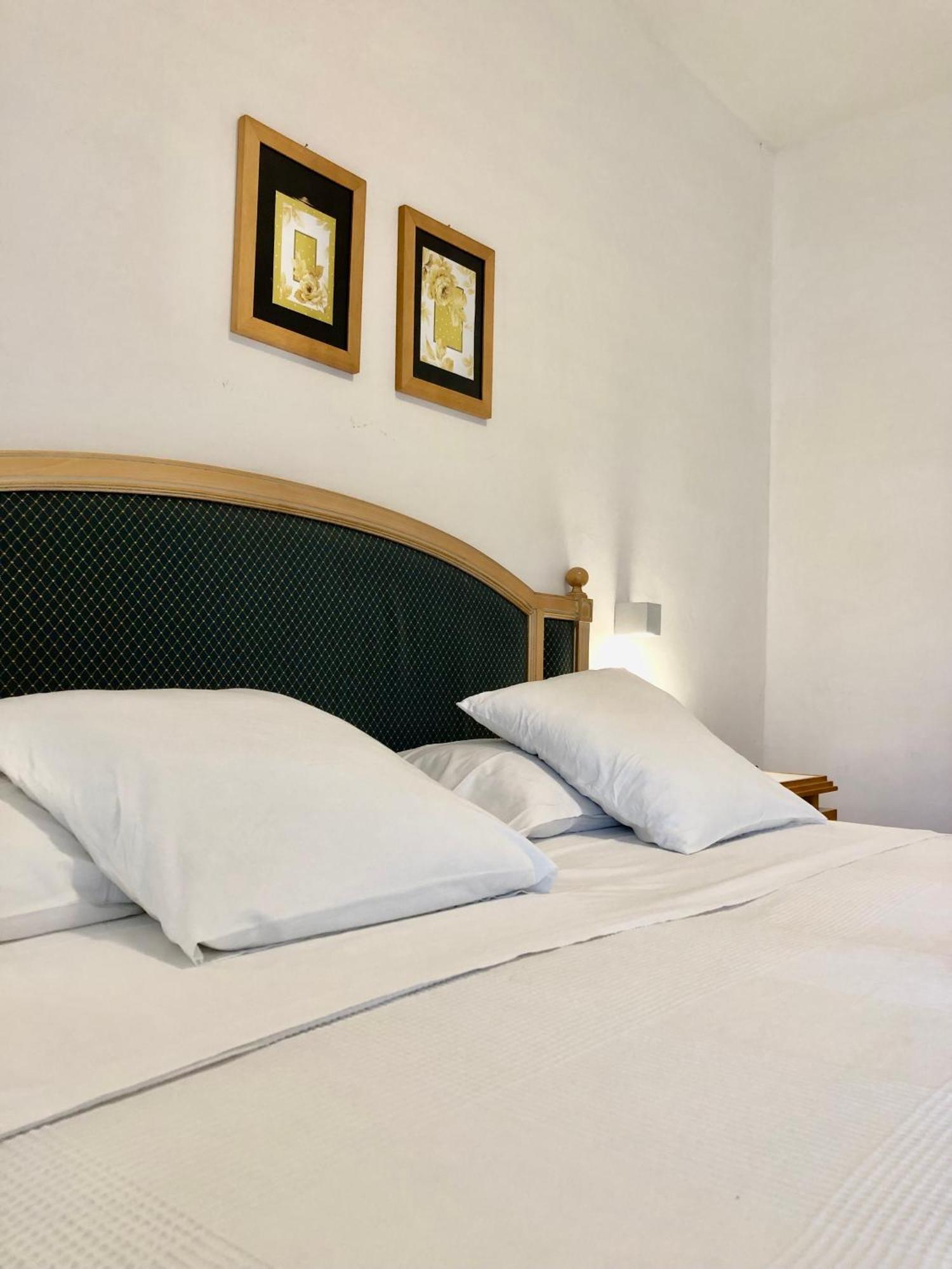 Hotel Pinocchio Cattolica Kültér fotó