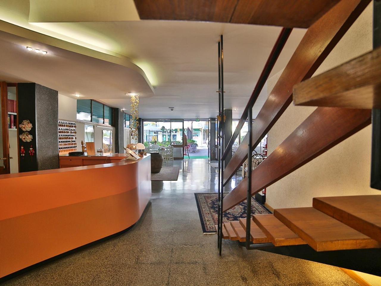 Hotel Pinocchio Cattolica Kültér fotó